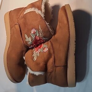 Women's Rock and Candy Embroidered Fur Lined Boots